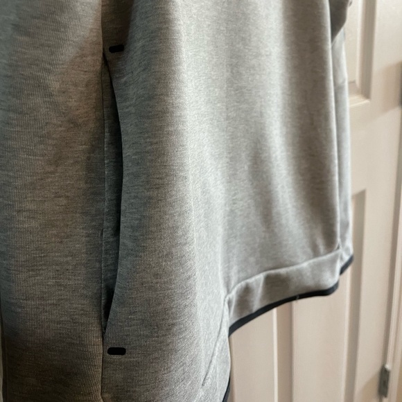 Men's Nike Sportswear Tech Fleece Pullover Hoodie | Size Large - Picture 5 of 8